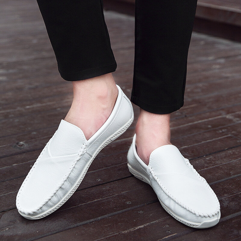 Chaussures en cuir blanches pour hommes, mocassins de luxe de styliste 2021 à enfiler, chaussures de conduite décontractées