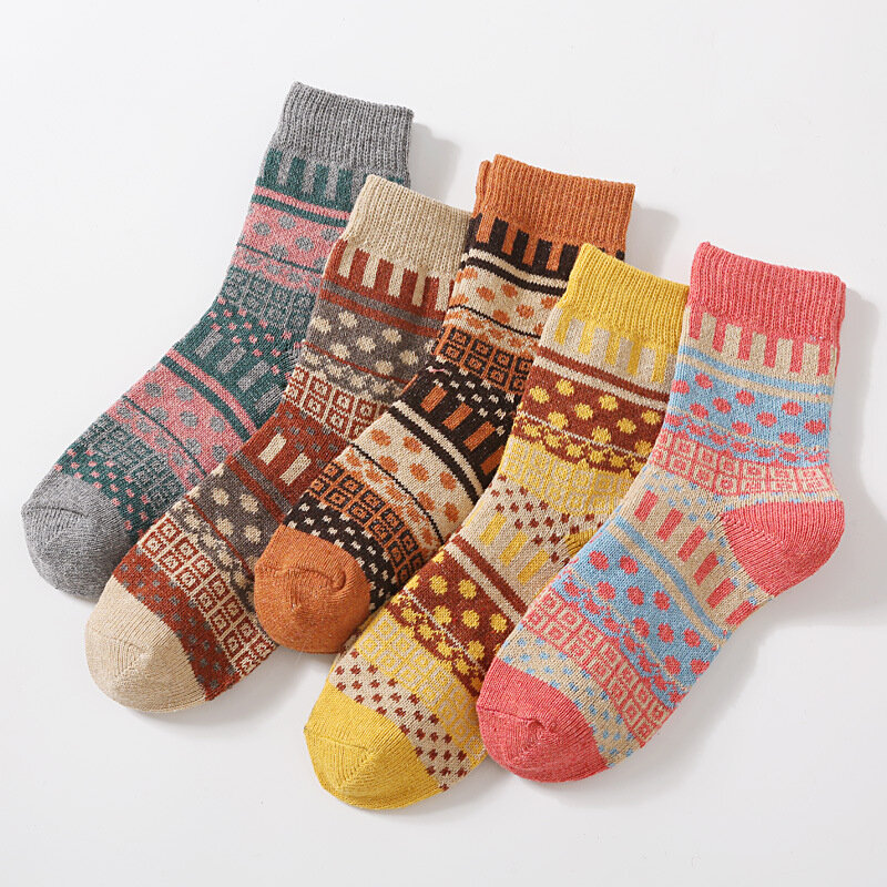 5Pairs Lot Winter Thickened Warm Woolen Socks Women's Striped Retro Colorful Snow OutdoorWool New Year Christmas Gift Grils Sock