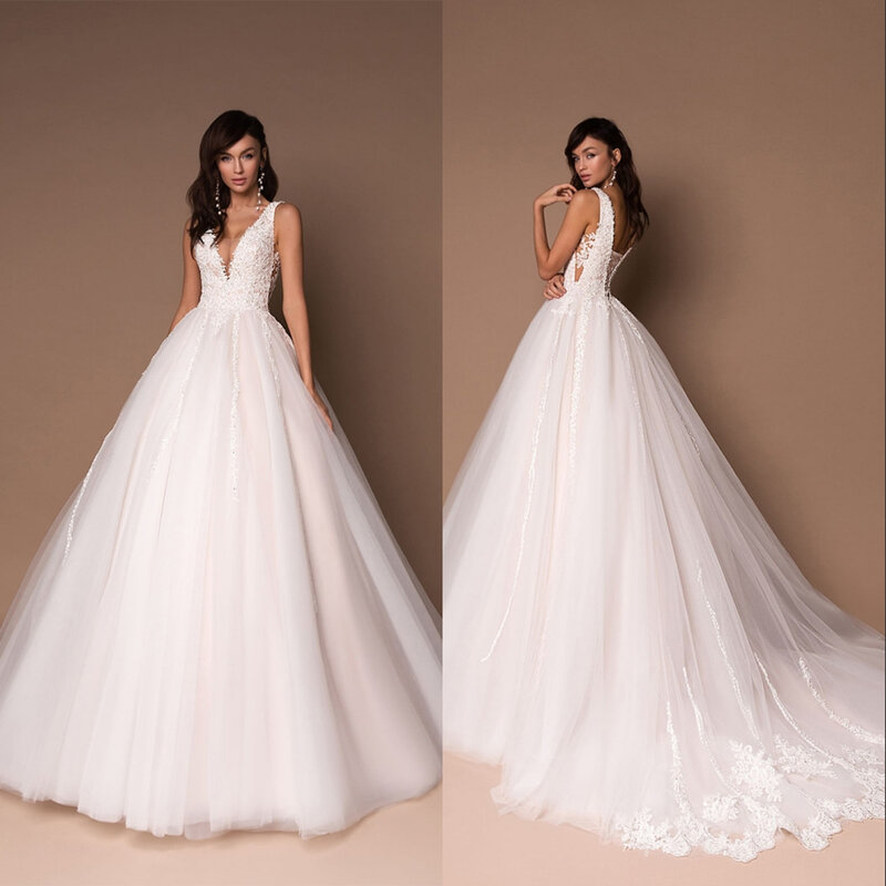 2023 Puffy Tulle Princess Wedding Dresses Deep V-Neck Sleeveless Beads Appliques Bridal Dresses Ball Gown Vestidos De Novia