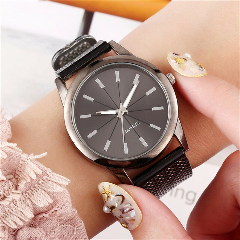 Relógio feminino de aço inoxidável magnético, pulseira em malha dourada e preta, relógio de pulso de quartzo de luxo, diamante, 2022