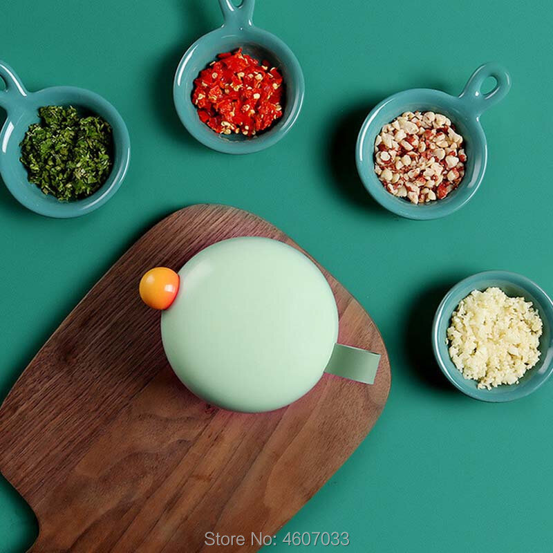 Vegetable Garlic chili cutter food supplement Mini manual Hand pull vegetable cutter Vegetable shredder grinder