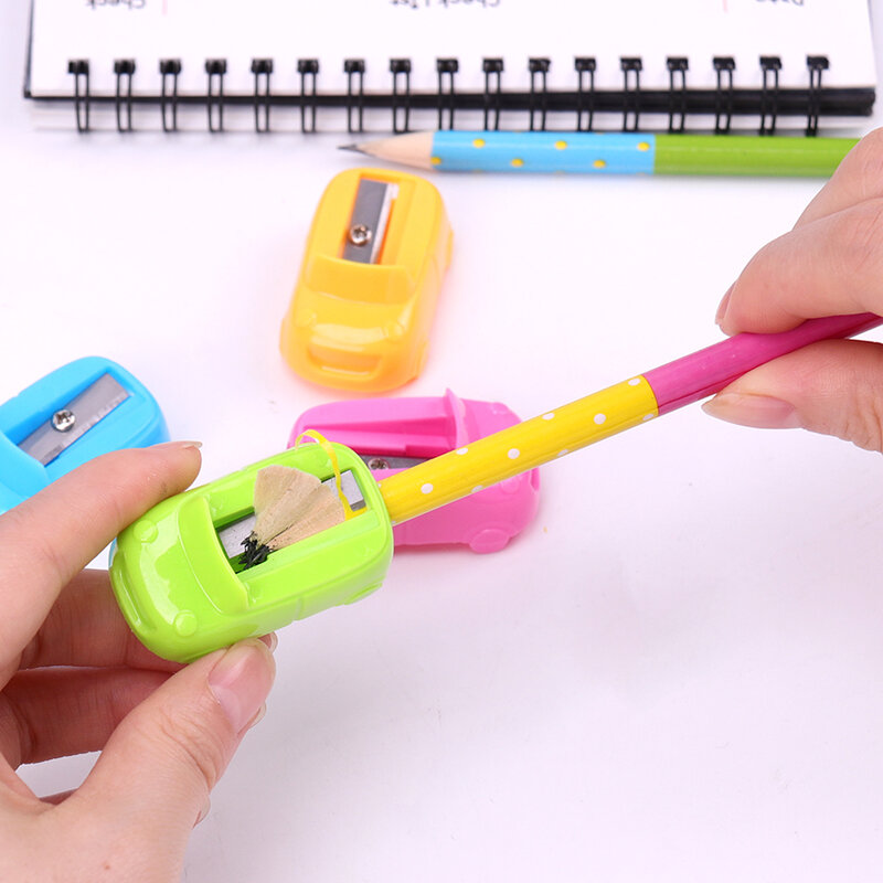 1pc mini bonito kawaii doces colorido padrão material escolar carro lápis apontador para crianças meninas artigos de papelaria
