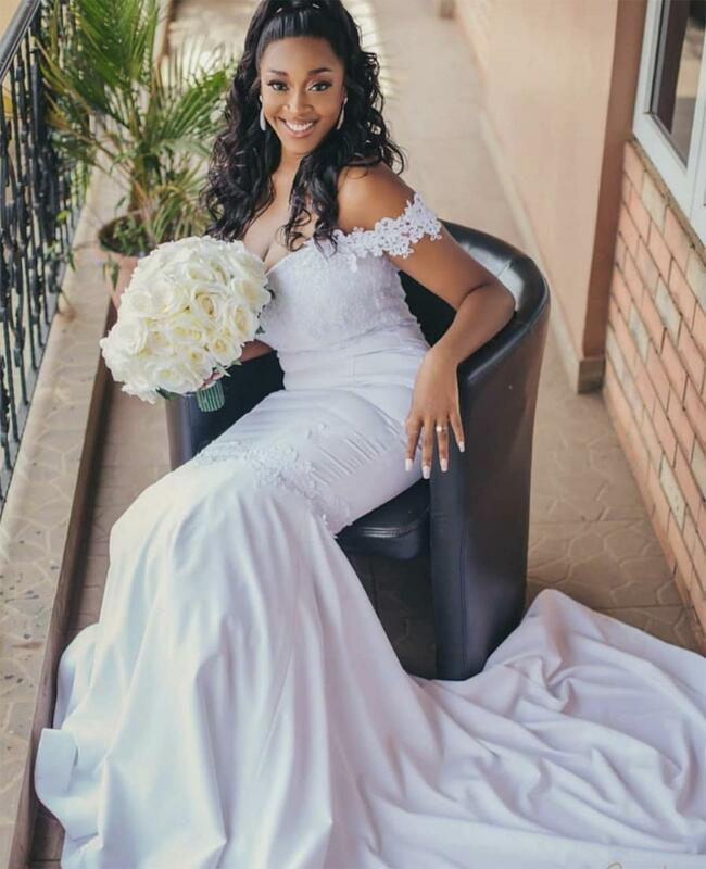 Elegant Off The Shoulder Wedding Dresses For Arabic Women  Sweep Train  Lace Mermaid  Bridal Gowns