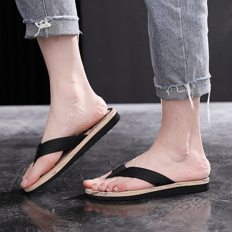 Шлепанцы мужские пляжные, модные Нескользящие тапочки в Корейском стиле, для улицы, пляжная обувь, лето 2020