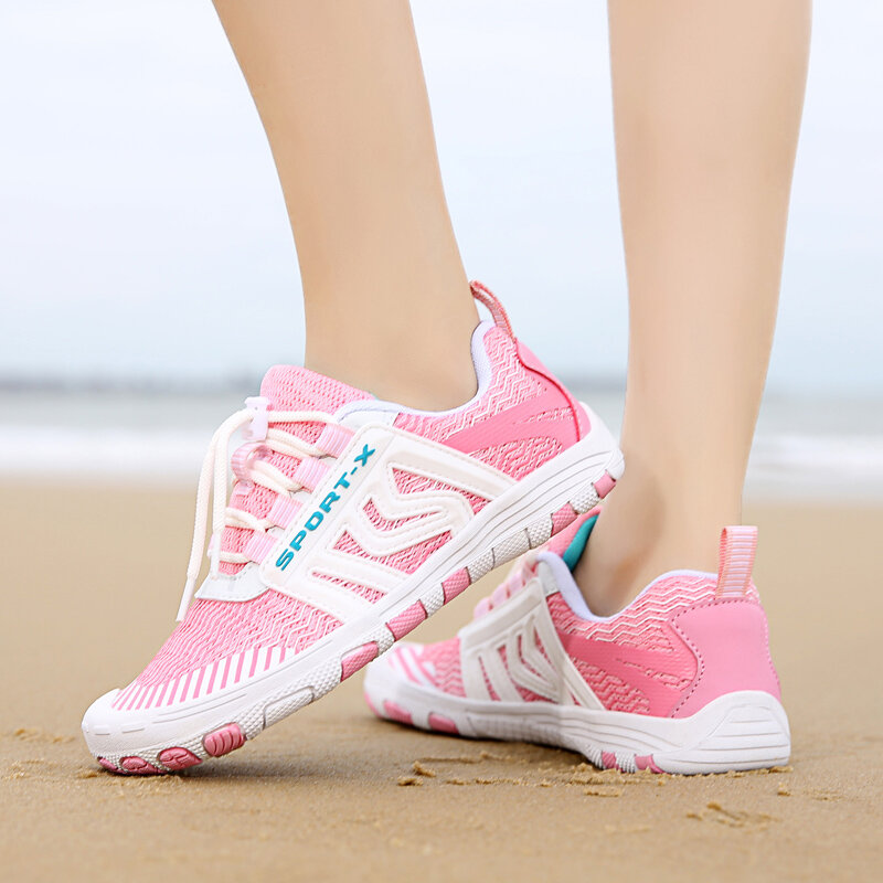 Letnie różowe buty wędkarskie dla mężczyzn kobiety Mesh wygodne trampki wodne kobiety antypoślizgowe Slip-on plaża buty do wody kobiety rozmiar 46 47