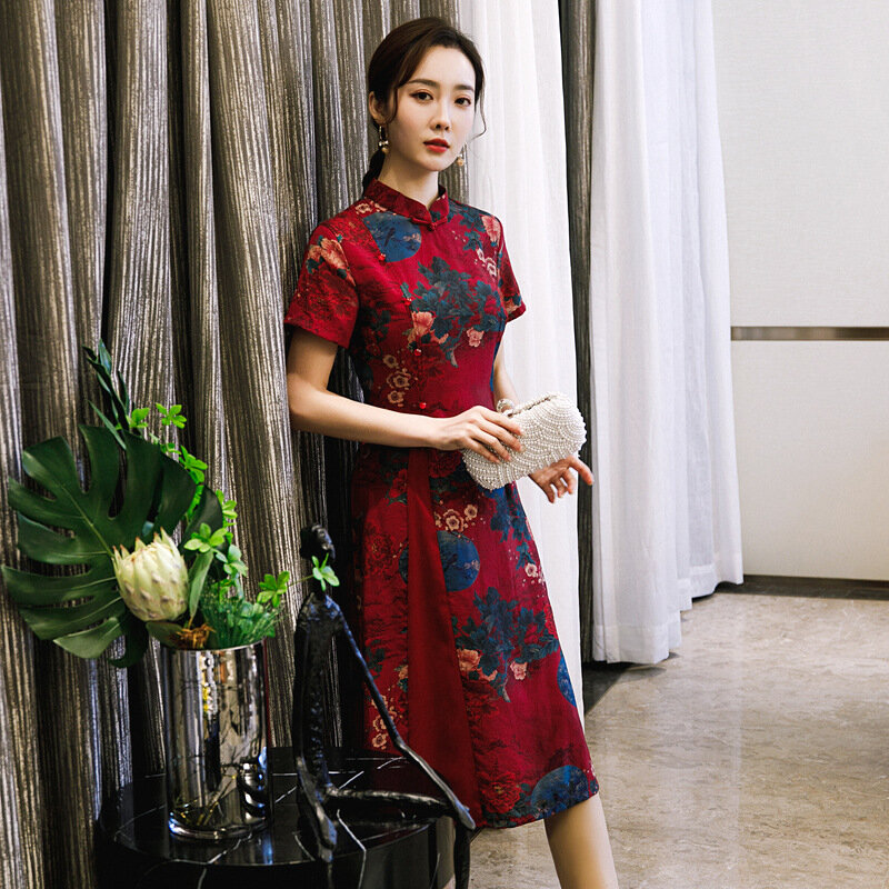 Novo vestido de manga curta de seda cheongsam, vestido casual com gola de meia-idade e idoso, 2020