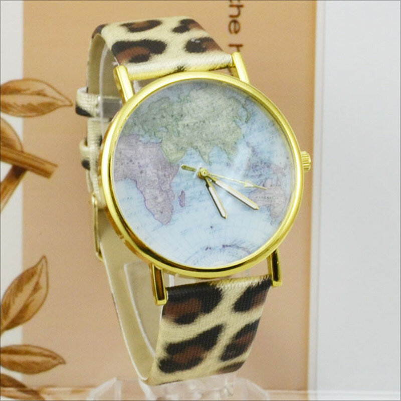 무료 Shiping Womage 패션 디자인 미니 세계지도 시계 가죽 밴드 쿼츠 시계 숙녀 레오파드 시계 라운드 여성 시계