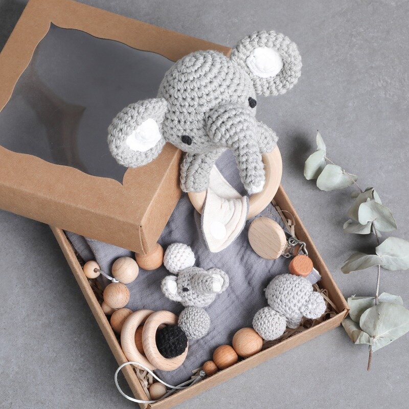 Оптовая продажа, набор из вязаного слона, нагрудник и погремушка-грызунок для малышей, набор из Wodden браслета и хлопкового нагрудника, соски, зажимы для детских игрушек