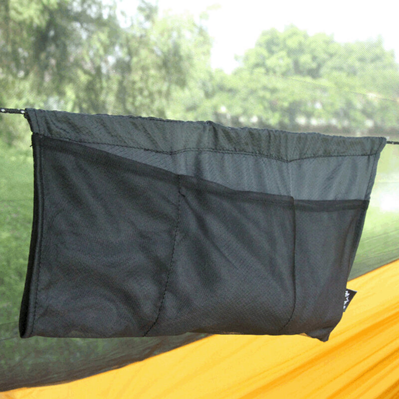 Camping น้ำหนักเบาแขวนกระเป๋าแบบพกพา Sundries ผู้ถือ Hammock Organizer ตาข่ายกีฬากลางแจ้งสีดำ
