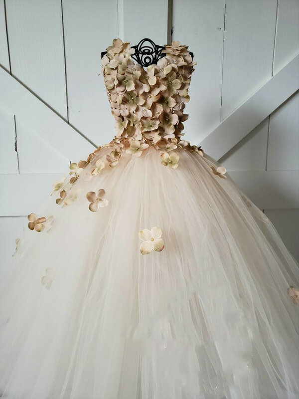 Linia kwiat dziewczyny sukienka O Neck bez rękawów 3D kwiatowe aplikacje urodziny dzieci kostium imprezowy Tea długość sukienki
