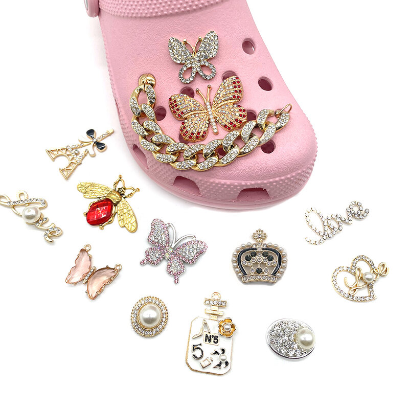 1 szt. Biżuteria metalowe buty Charms diamentowy motyl akcesoria wysokiej jakości ozdoby pasują damskie drewniaki dziewcząt dorosłych X-mas prezenty