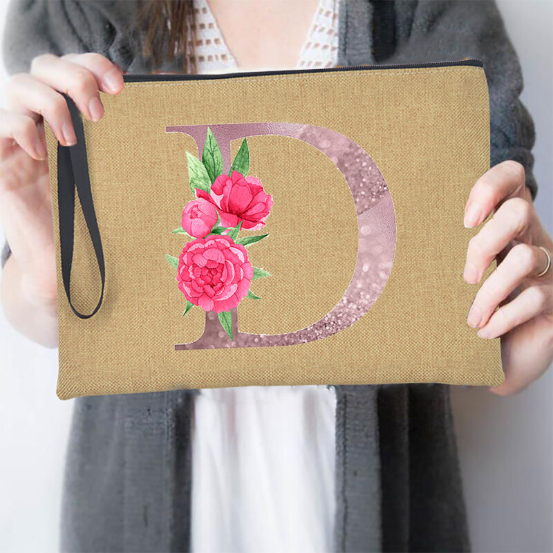 Женская сумка-клатч с розовыми цветами и алфавитом