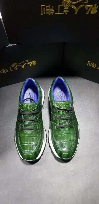 Zapato de piel de cocodrilo real para hombre, calzado deportivo de ocio, color verde mate, 100%