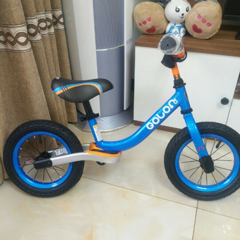 Keseimbangan Sepeda Anak Non Pedal Skuter Adjustable Shock Absorber Mainan Anak Slide Balita Sepeda