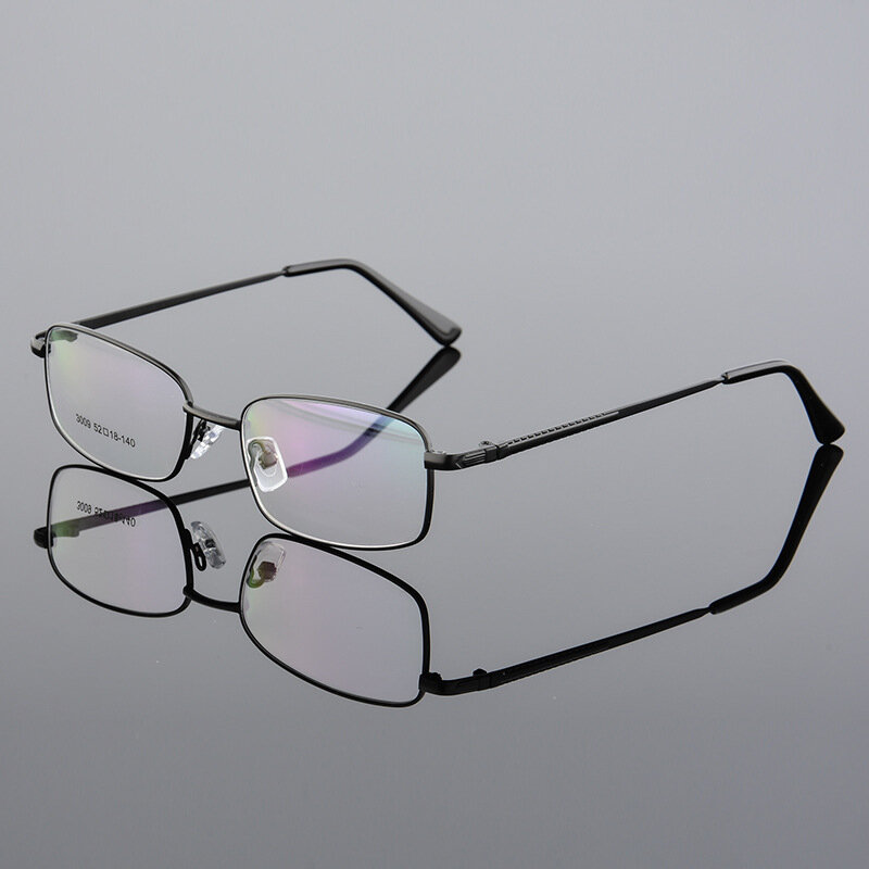 نظارات نصف إطار من سبائك التيتانيوم للجنسين ، نظارات بصرية خفيفة الوزن للغاية لقصر النظر