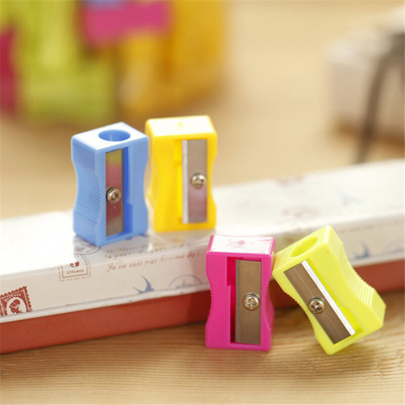 Мини-точилка для карандашей DL ярких цветов, простая точилка для карандашей, детские маленькие подарки, офисные принадлежности и студенческие принадлежности