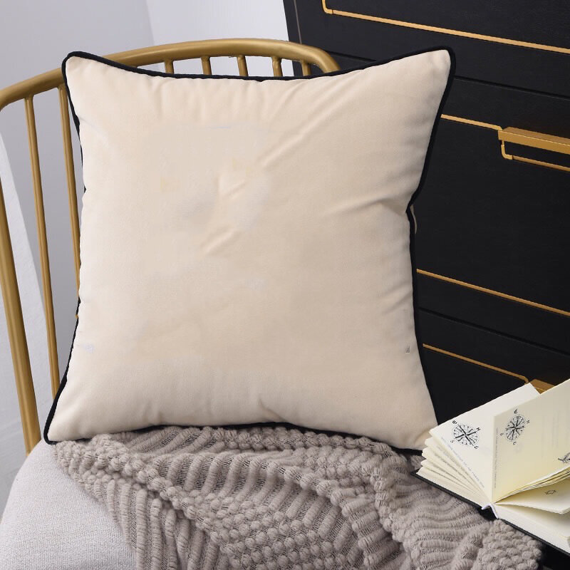 Fundas de cojín bordadas para sofá, cobertor de almohada de terciopelo Simple, nórdico, ultrasuave, novedad