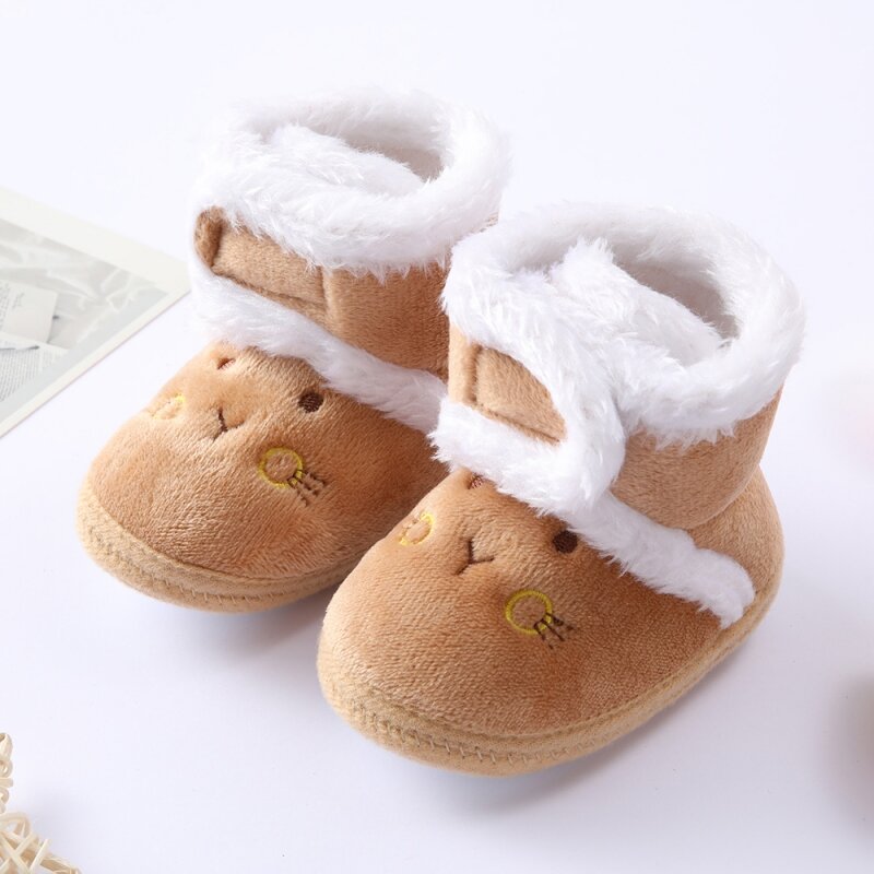 Chaussures d'hiver pour nouveau-né fille et garçon, jolies chaussures en coton à semelle souple, bottes chaudes en velours, pour la marche des tout petits