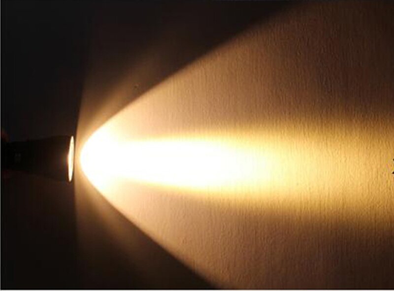 Super brilho xhp70.2 led luz amarela 4000 lumens mergulho lanterna tática 26650 tocha subaquática 100m à prova dwaterproof água