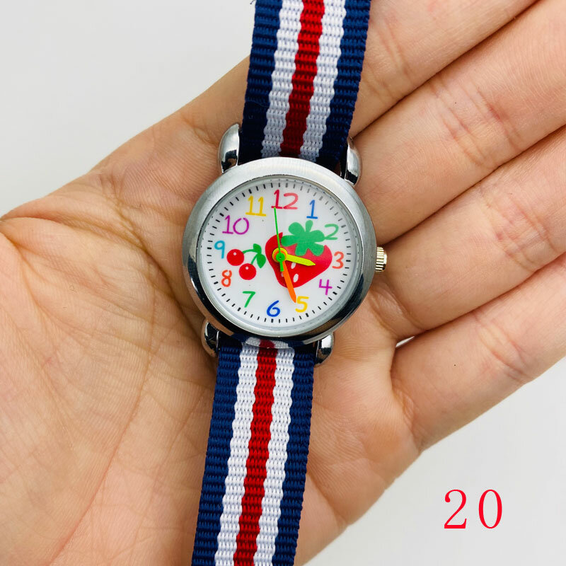 Correa de silicona transparente a la moda para niños, bonito reloj de esfera con puntero de fresa, relojes de pulsera impermeables para niñas, regalo