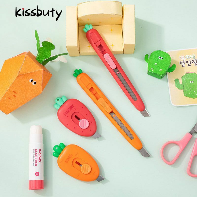Новинка, симпатичный нож для ношения в виде моркови и клубники, портативный мини-нож для упаковки бумажных конвертов, нож для открывания писем