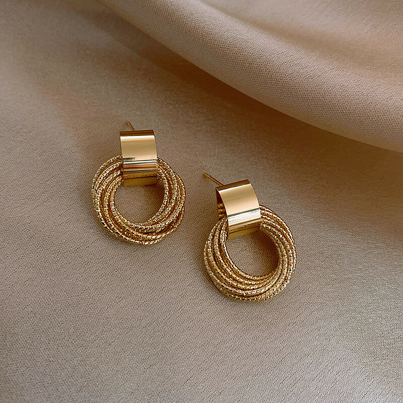 Boucles d'oreilles rétro métalliques couleur or, plusieurs petits cercles, pendentif, nouveaux bijoux de mode pour fête de mariage, boucles d'oreilles pour femme, 2022