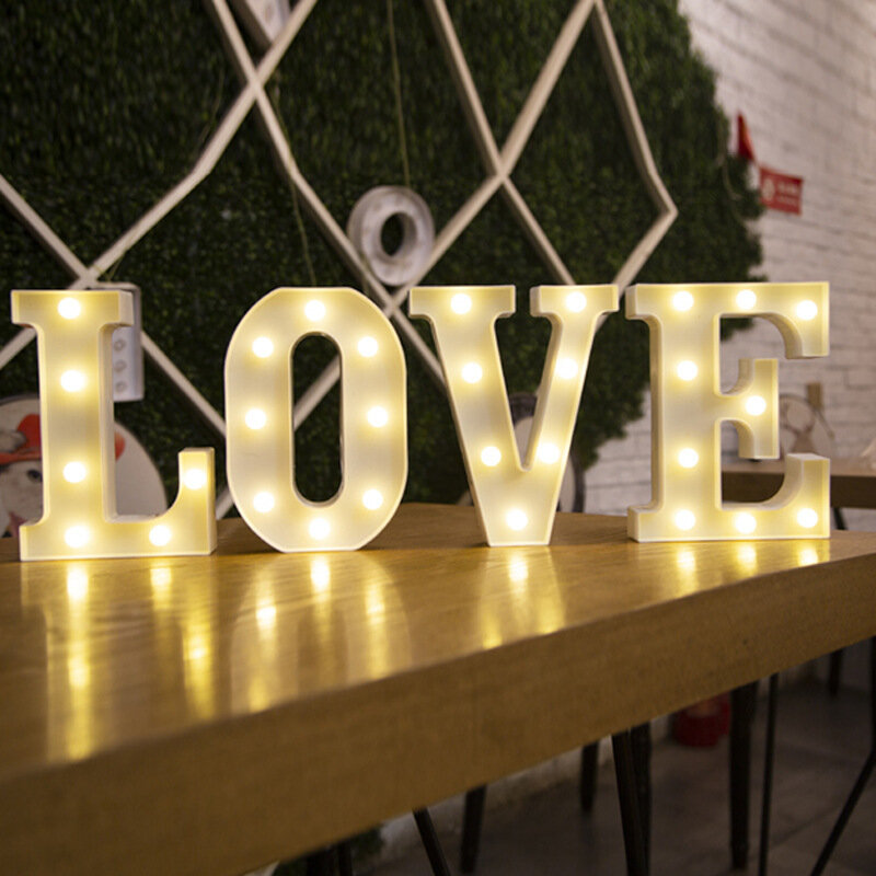 Lampu LED Huruf Alfabet DIY Kreatif Bercahaya Dekorasi Lampu Baterai Lampu Malam Pesta Kamar Tidur Pernikahan Ulang Tahun Dekorasi Natal