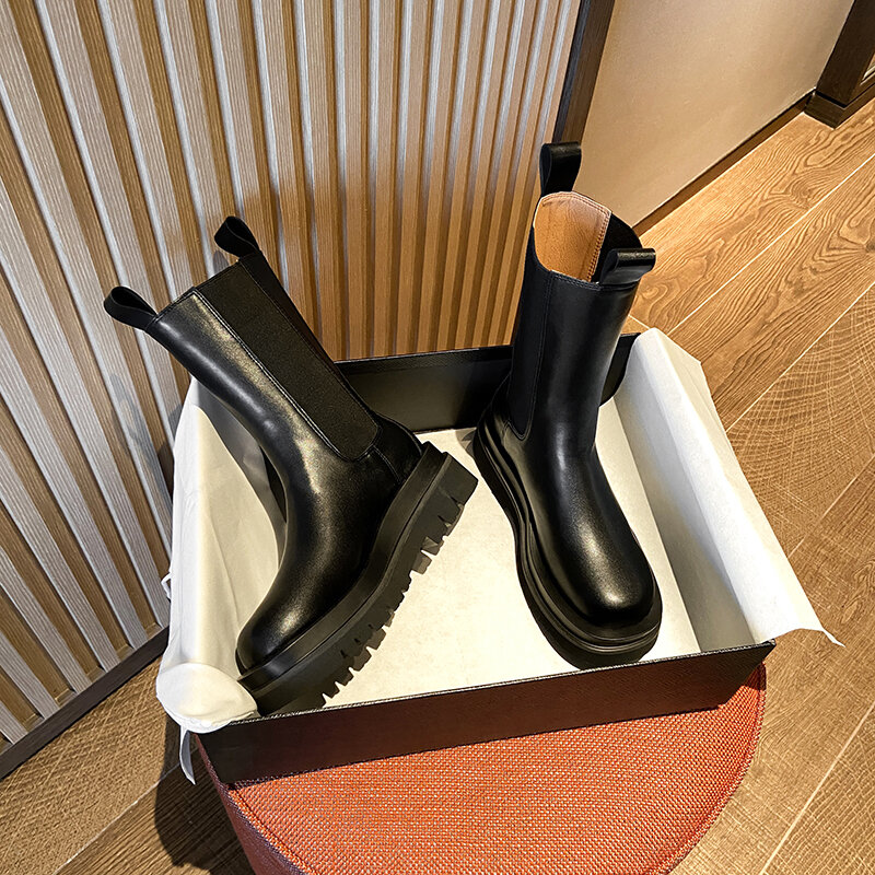 2020 INS Woman Boots New BV Chelsea Boots British Style Small Martin Boots Women 's Knight Boots Autumn 2020 Spring and Autumn