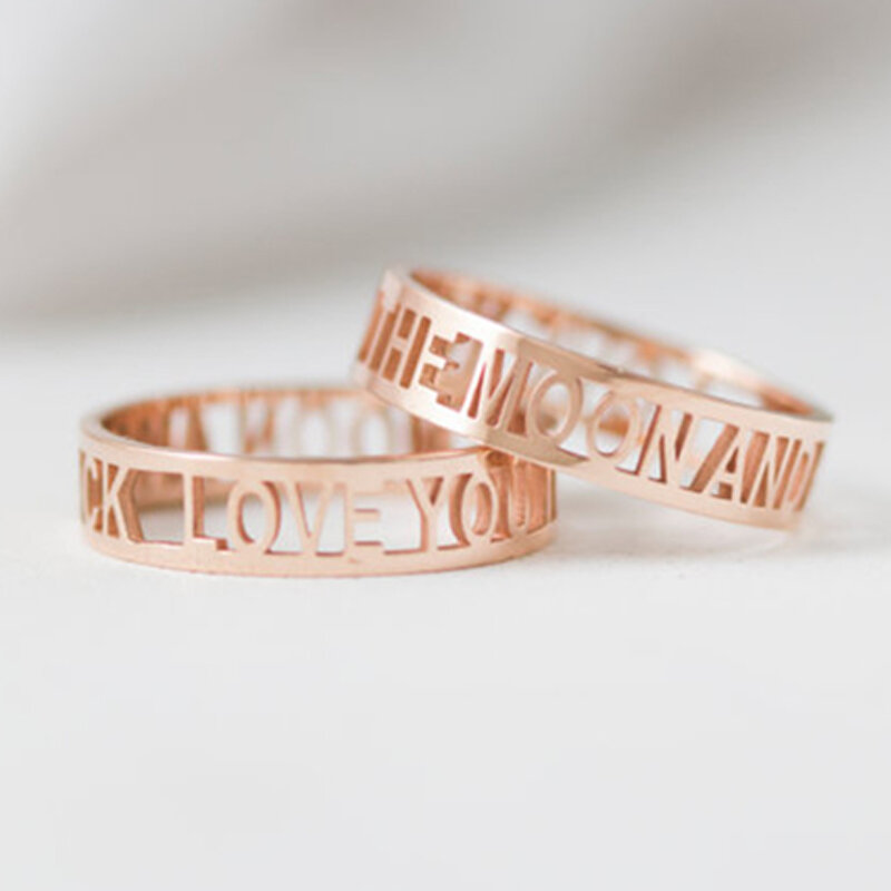 Custom ๆชื่อแหวนสำหรับเธอ Gole Hollow Letter แหวนที่กำหนดเองแหวนตัวเลขโรมันส่วนบุคคลชื่องานแต่งงานวันที่แหวน