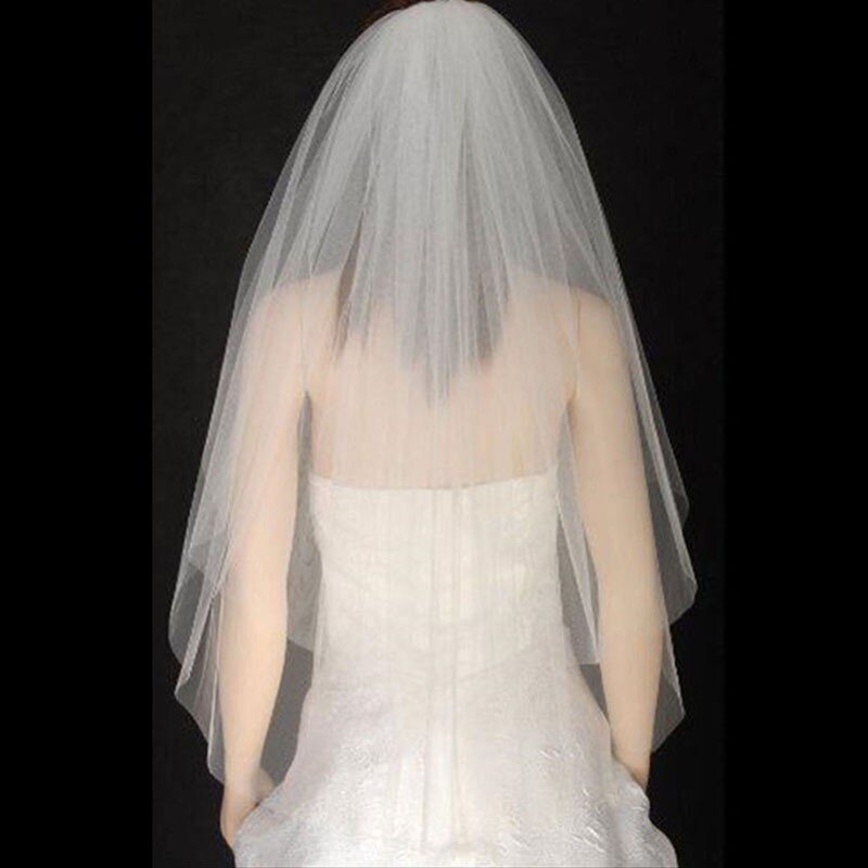 ผ้าคลุมหน้างานแต่งงานผ้าโปร่งสั้นสองชั้นตัดขอบผ้าคลุมหน้างานแต่งงานหวีผ้าคลุมหน้าในสต็อก