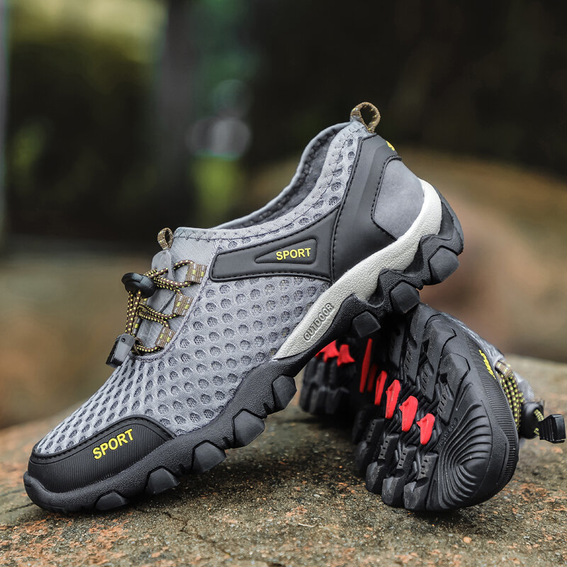 New outdoor sports men's shoes mesh air-conditioned shoes breathable deodorant running men's sports casual shoes in summer