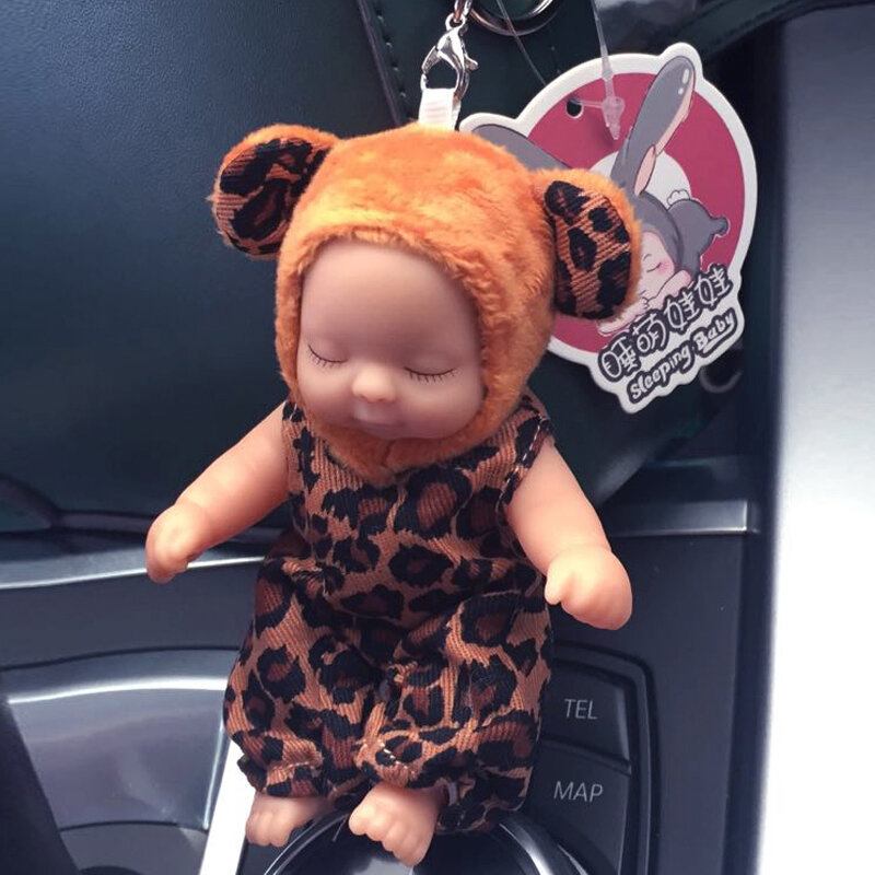 Nette Design Schläfrig Baby Puppe Plüsch-schlüsselanhänger Für Rucksack Kawaii Pom Pom Plushie Schlüsselanhänger Für Frauen Taschen Auto Zubehör Anhänger