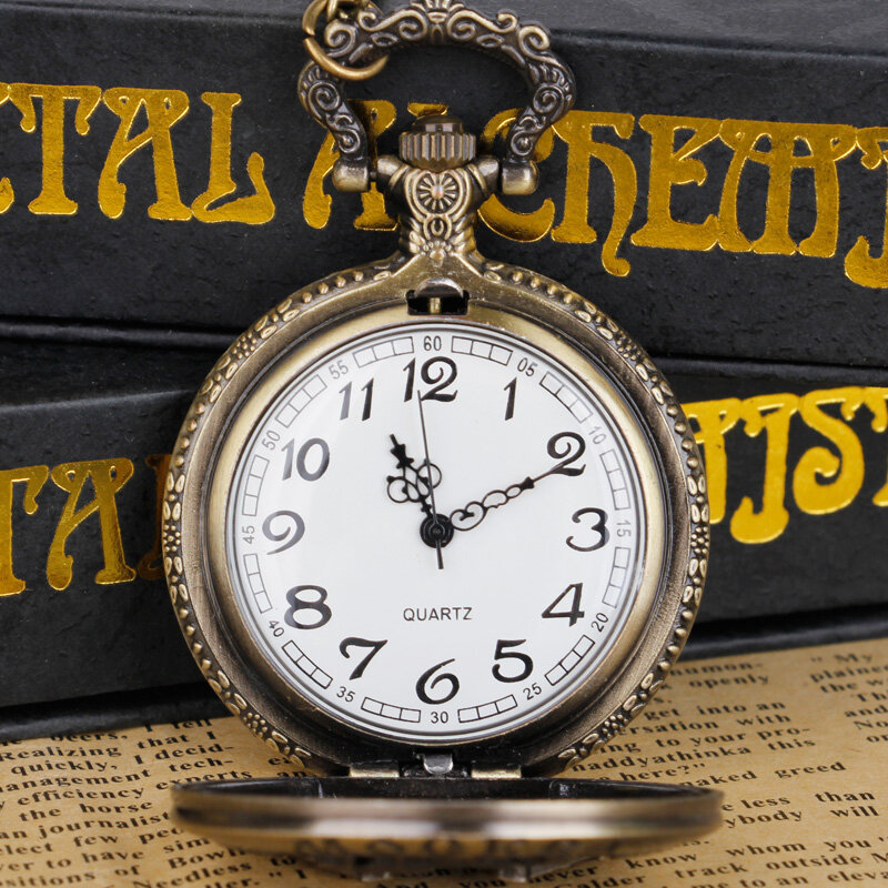 นาฬิกาพกควอทซ์สตีมพังค์ทำจากทองแดงเป็นของที่ระลึกสายโซ่รัสเซียนาฬิกา XH3022สำหรับผู้หญิงผู้ชาย