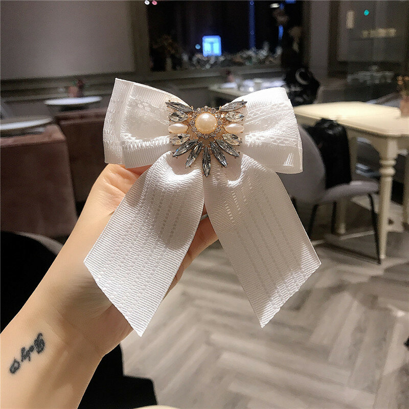 Женский галстук-бабочка в стиле ретро, милый галстук-бабочка для колледжа, украшение с кристаллами и жемчугом, школьная форма, повседневные аксессуары вечерние