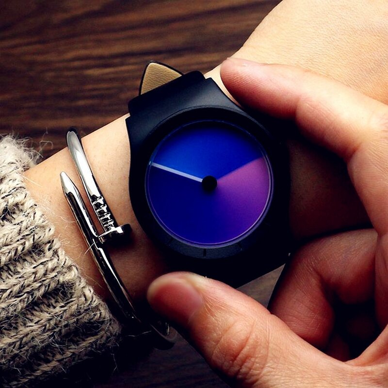 2021 جلد طبيعي مقاوم للماء المستقبل مفهوم جديد لون ساعة المد الرجال النساء الموضة الجدول البرية حزام ساعة كوارتز هدية