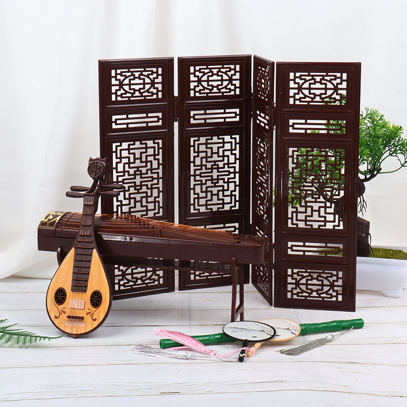 ตุ๊กตาโบราณอุปกรณ์เสริมสไตล์จีนเครื่องประดับขนาดเล็ก Guzheng หน้าจอพัดลม Pipa รุ่น Xiao Guzheng Ukulele Zudi เครื่องมือ