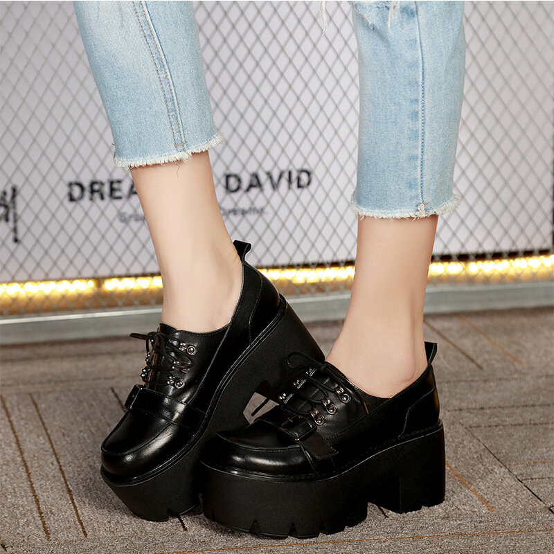 Punk sapatos de couro real mulher estilo faculdade saltos grossos plataforma bombas alta qualidade moda dedo do pé redondo gótico sapatos pretos
