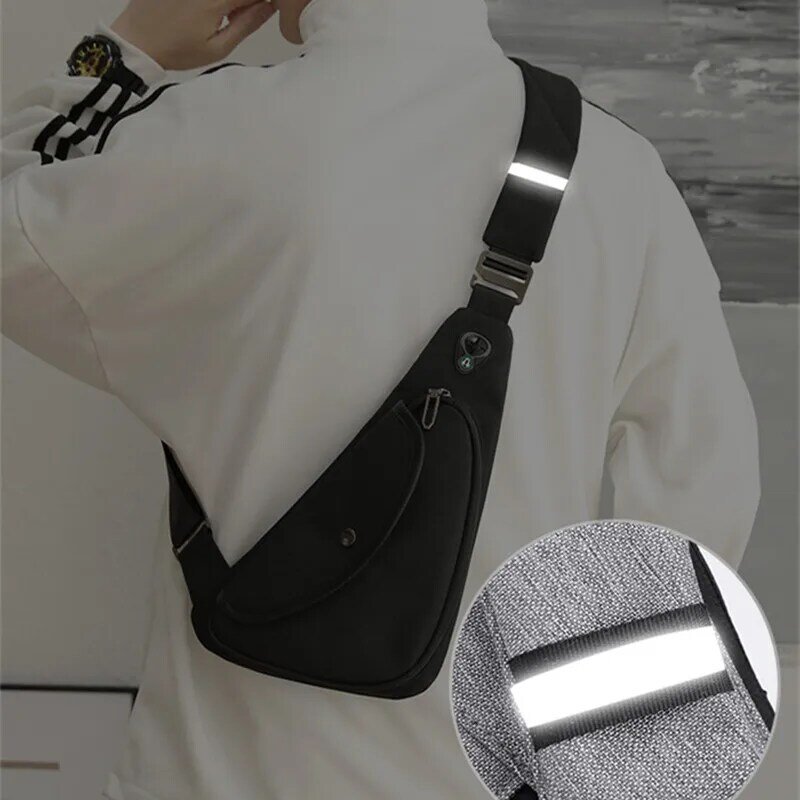 Fengdong-Bolso de pecho pequeño antirrobo para hombre, bolsa cruzada de moda, mini bolsa deportiva de viaje con conector para auriculares, regalos para el Día del Padre