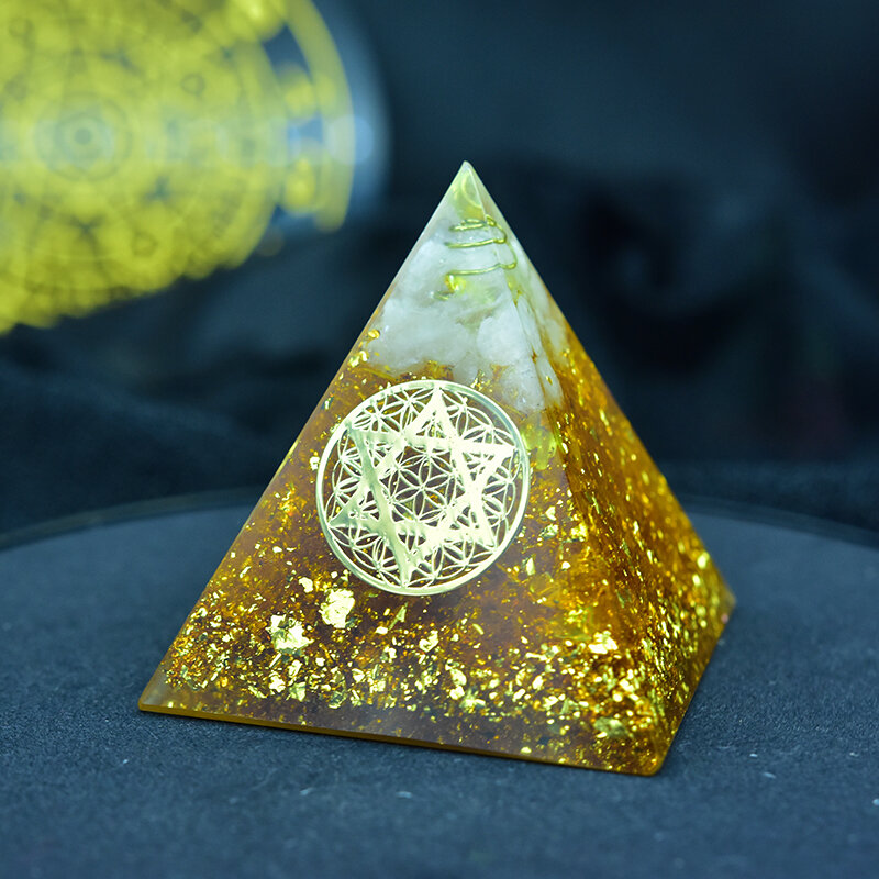 Pirámide de orgonita natural, adornos de joyería de piramidal de orgón que realzan la capacidad creativa de las personas, el citrino y los chakras de la naturaleza