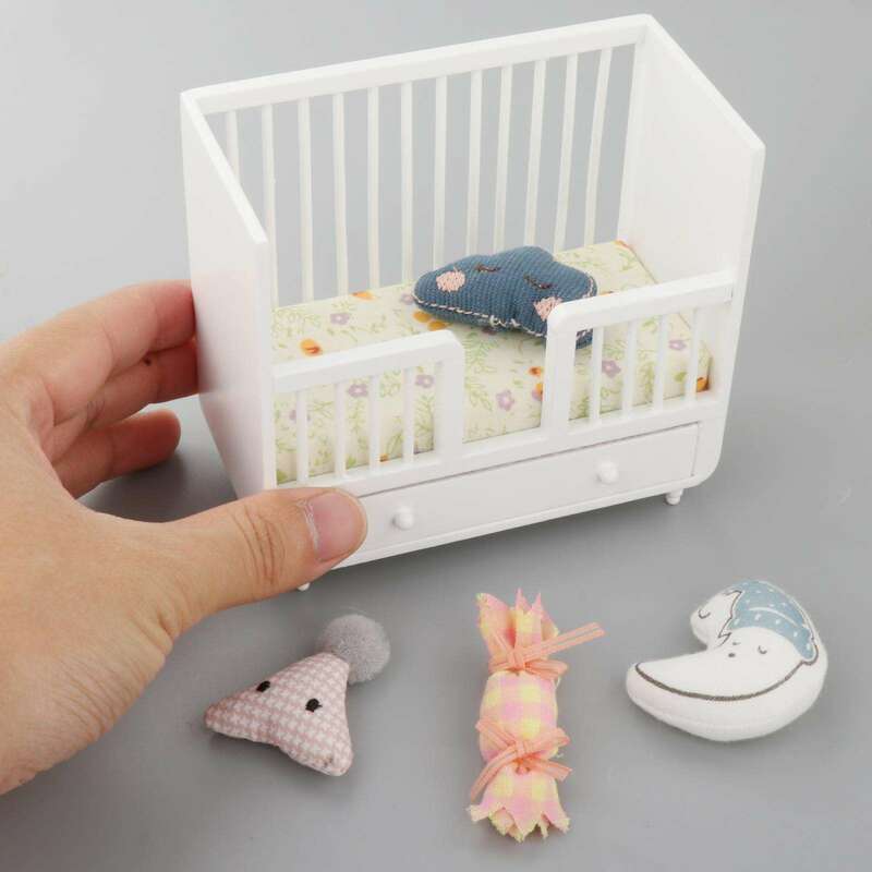 Mini Dollhouse Bed with Pillow Cute Miniature Accs Decoration Toy Crafts 1:12 Doll House Crib for Children Kids 3-6 Years Old