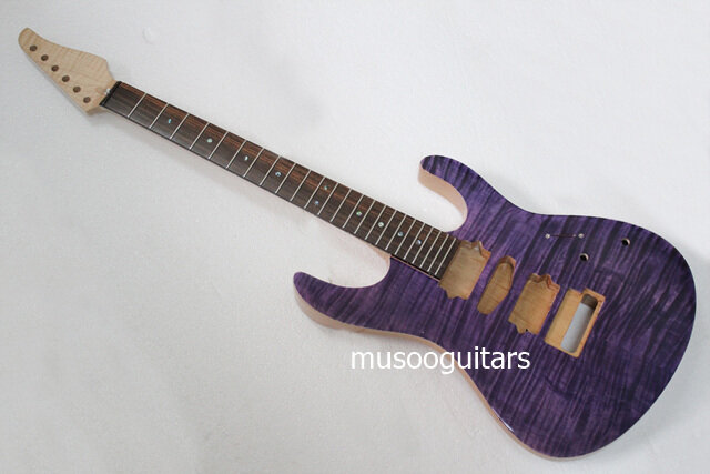 Nowa marka element zestawu gitary elektrycznej w kolorze fioletowym w wykończeniu Nitro