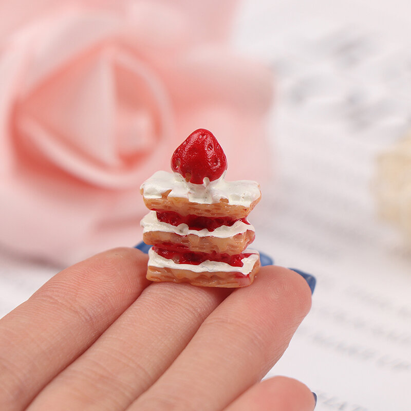 2Pcs 1:12 Mini Strawberry Kue Sambal Rumah Boneka Miniatur Aksesoris