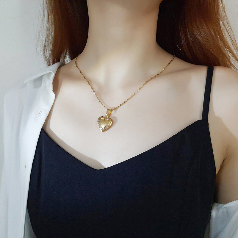 Vnox Personnalisez les colliers de femmes de nom d'image, pendentif de médaillon de coeur, cadeau d'anniversaire personnalisé d'image de famille