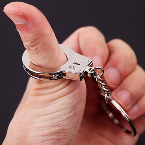 2018ขายร้อน1Pc New ArrivalของขวัญKeyพวงกุญแจKeyfob Keyring Handcuffs Miniขนาด