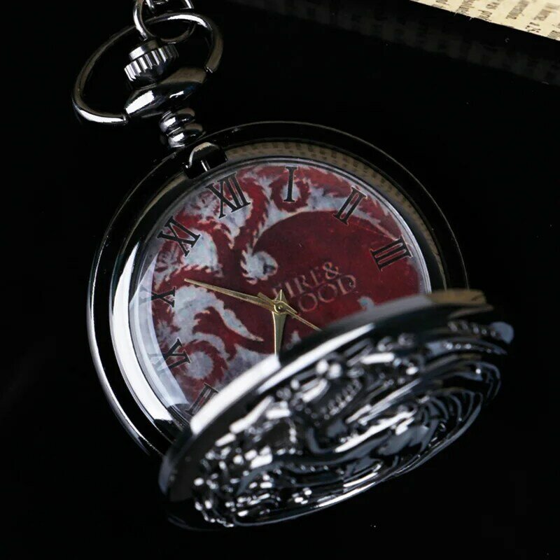 Classic Red Dial Quartz Pocket Watch para homens e mulheres, colar tema do jogo, relógio pendente, presentes
