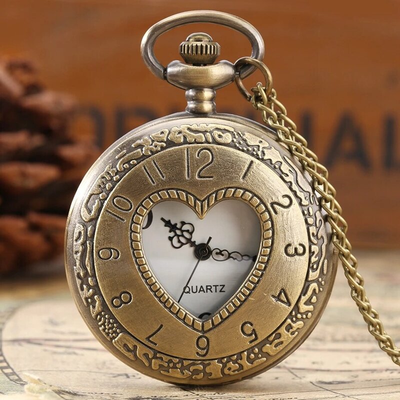 Bronze romântico oco amor coração design relógio de bolso de quartzo retro algarismos árabes colar pingente relógio de bolso fob clock chain