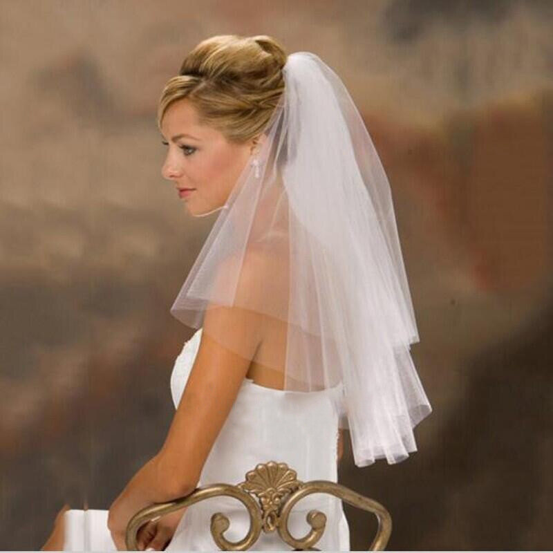 ผ้าคลุมหน้างานแต่งงานสั้นผ้าโปร่งสองชั้นพร้อมหวีอุปกรณ์เสริมสำหรับเจ้าสาว