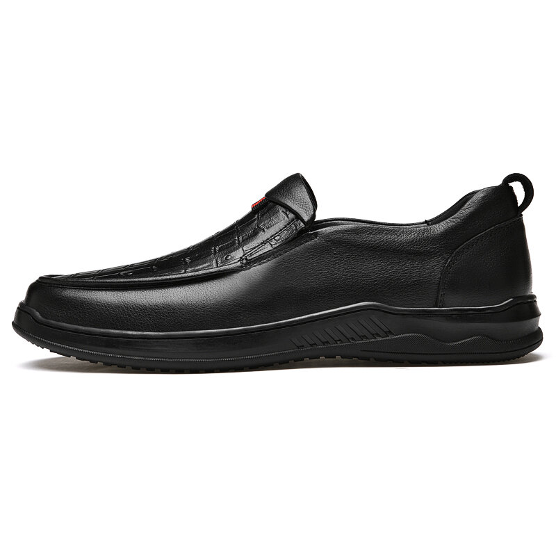 Sapatos masculinos 2022 novo estilo outono lazer inverno couro resistente ao desgaste masculino ervilhas sapatos na moda