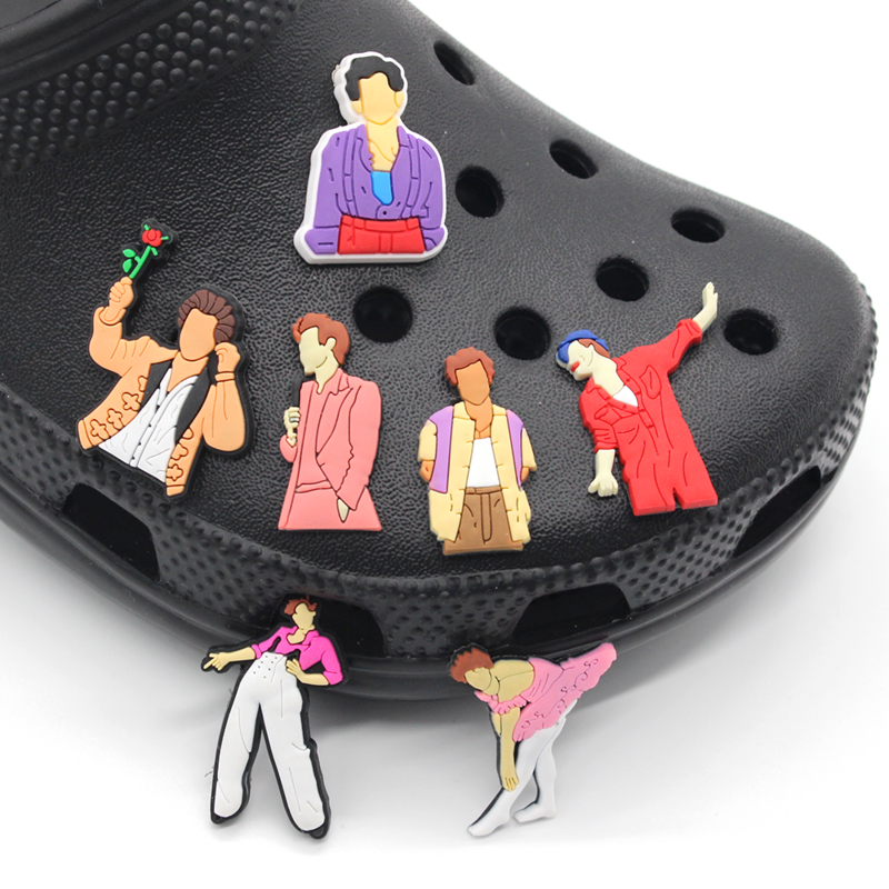 Laris 1 Buah Aksesori Sepatu PVC Karakter Penyanyi Terkenal Hadiah Anak-anak Perempuan Dekorasi Sandal Fit Croc Aksesori Sepatu Kartun DIY
