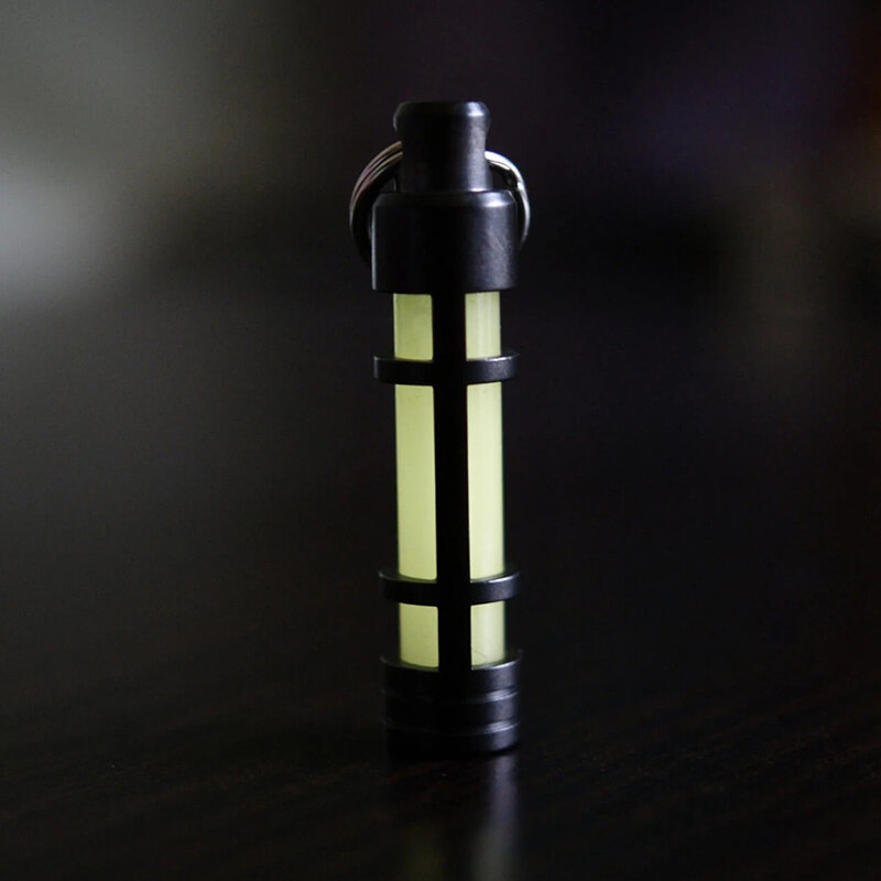 Embrite in acciaio inossidabile al titanio™Glow in the dark portachiavi FOB TEC accessori